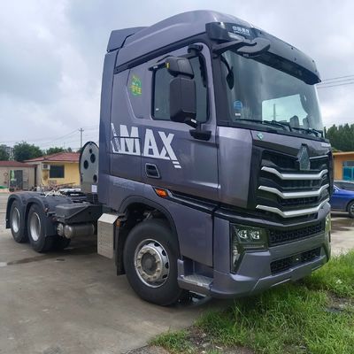 Max HOWO LNG Οχήμα έλξης με αυτόματο κιβώτιο ταχυτήτων με πακέτο ακαθάριστου βάρους 8800kg
