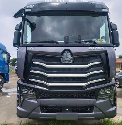Ελαστικό 2024 Κινέζικο βαρύ φορτηγό HOWO LNG540HP Αυτοματοποιημένο μεταγωγικό τρακτέρ μεταφοράς