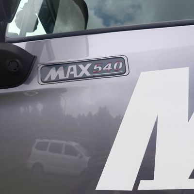 2024 Κινέζικο βαρύ φορτηγό HOWO 6X4/4X2LNG540HP Αυτοματοποιημένη μετάδοση Τρακτέρ Μεταφορικό φορτηγό
