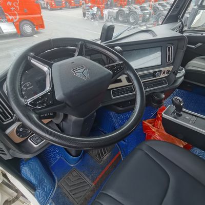 Το φυσικά αναπνευσμένο βαρύ φορτηγό Sinotruk 6X4 Η απόλυτη λύση μεταφοράς σας